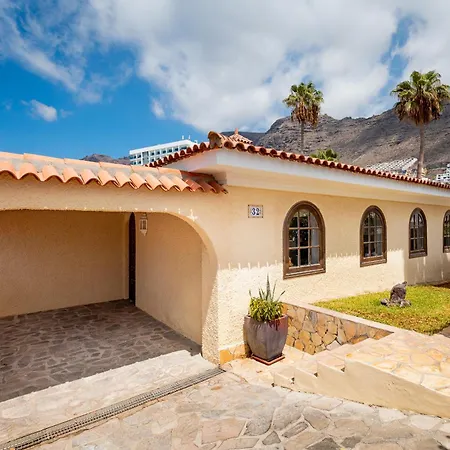 Laban Crab Island Apartment