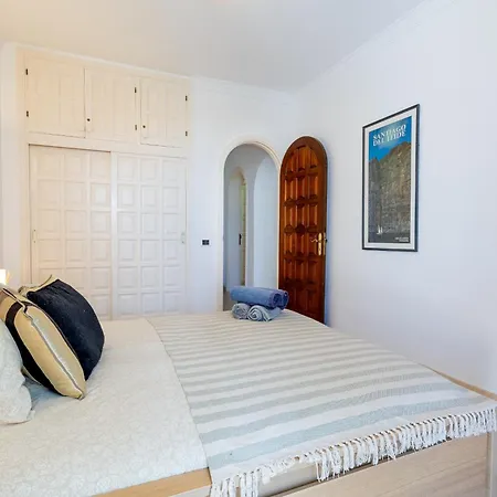 Laban Crab Island Apartment *