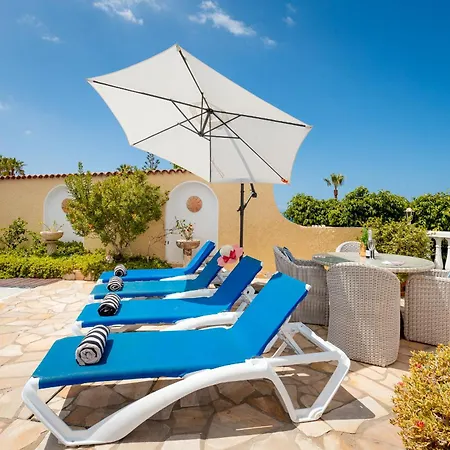 Laban Crab Island Apartment *